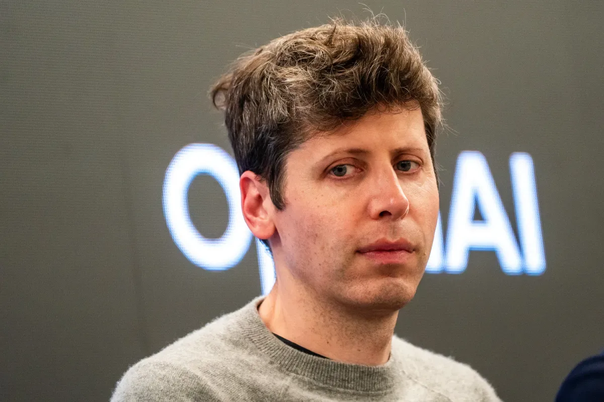 CEO da OpenAI, dona do ChatGPT, entra em nova crise após ataque e questionamentos sobre seu comando