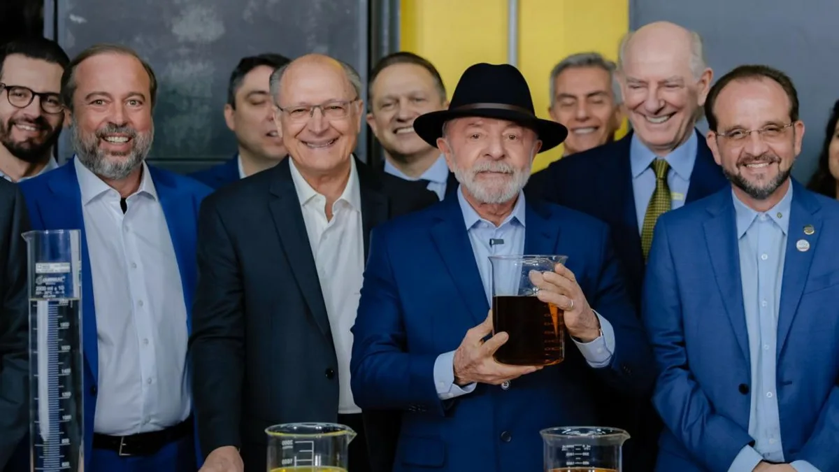 Governo avança em testes para gasolina com 35% de etanol