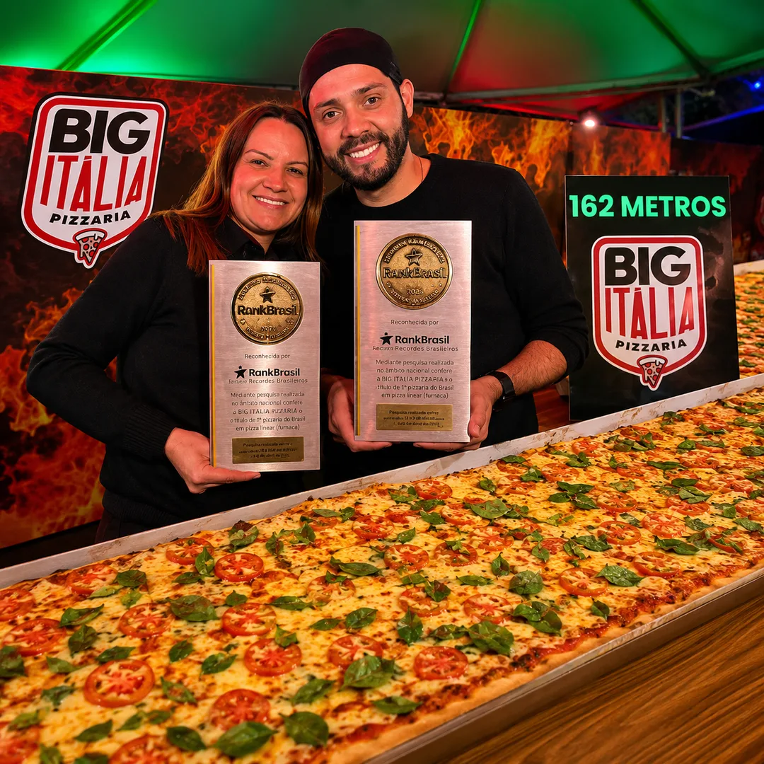 Balneário Camboriú faz maior pizza do Brasil