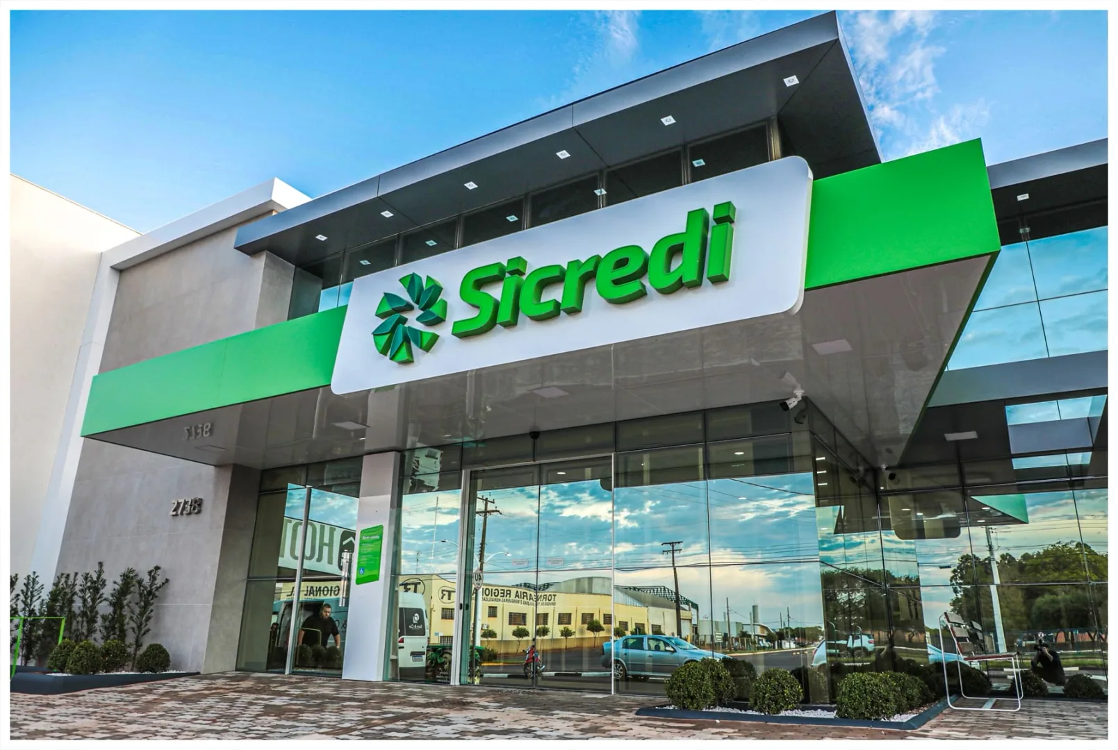 Sicredi destina R$ 1,4 bi a associados em 2025