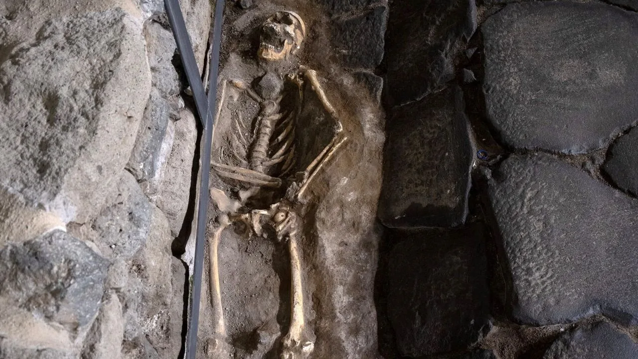 Pisando em dois mil anos para pedir um lanche em Roma