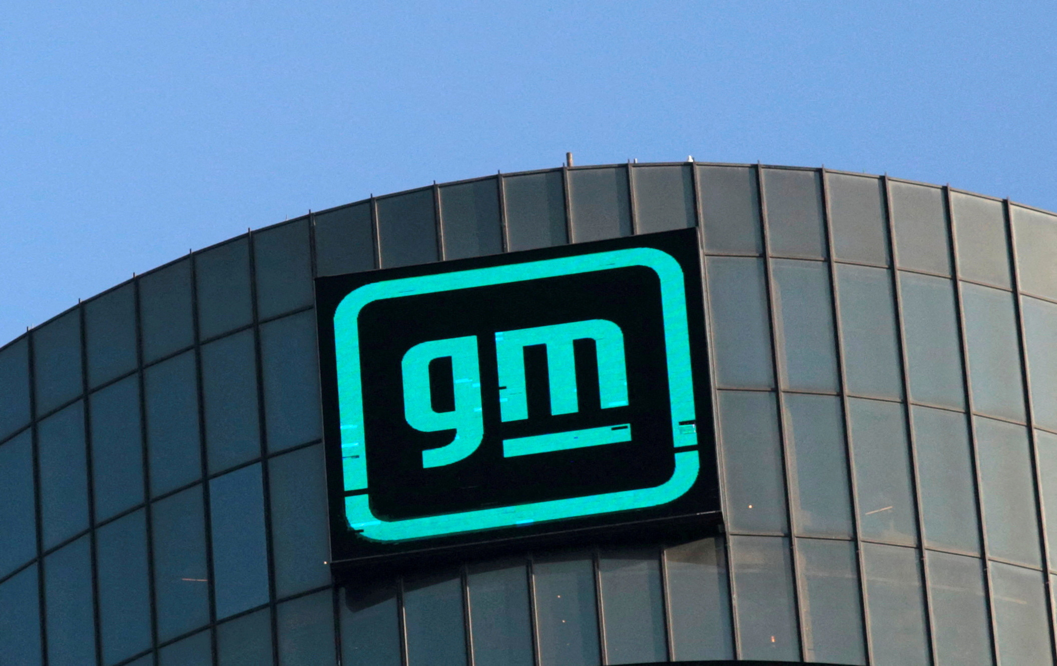 GM registra baixa contábil de US$ 6 bi após desacelerar investimentos em elétricos