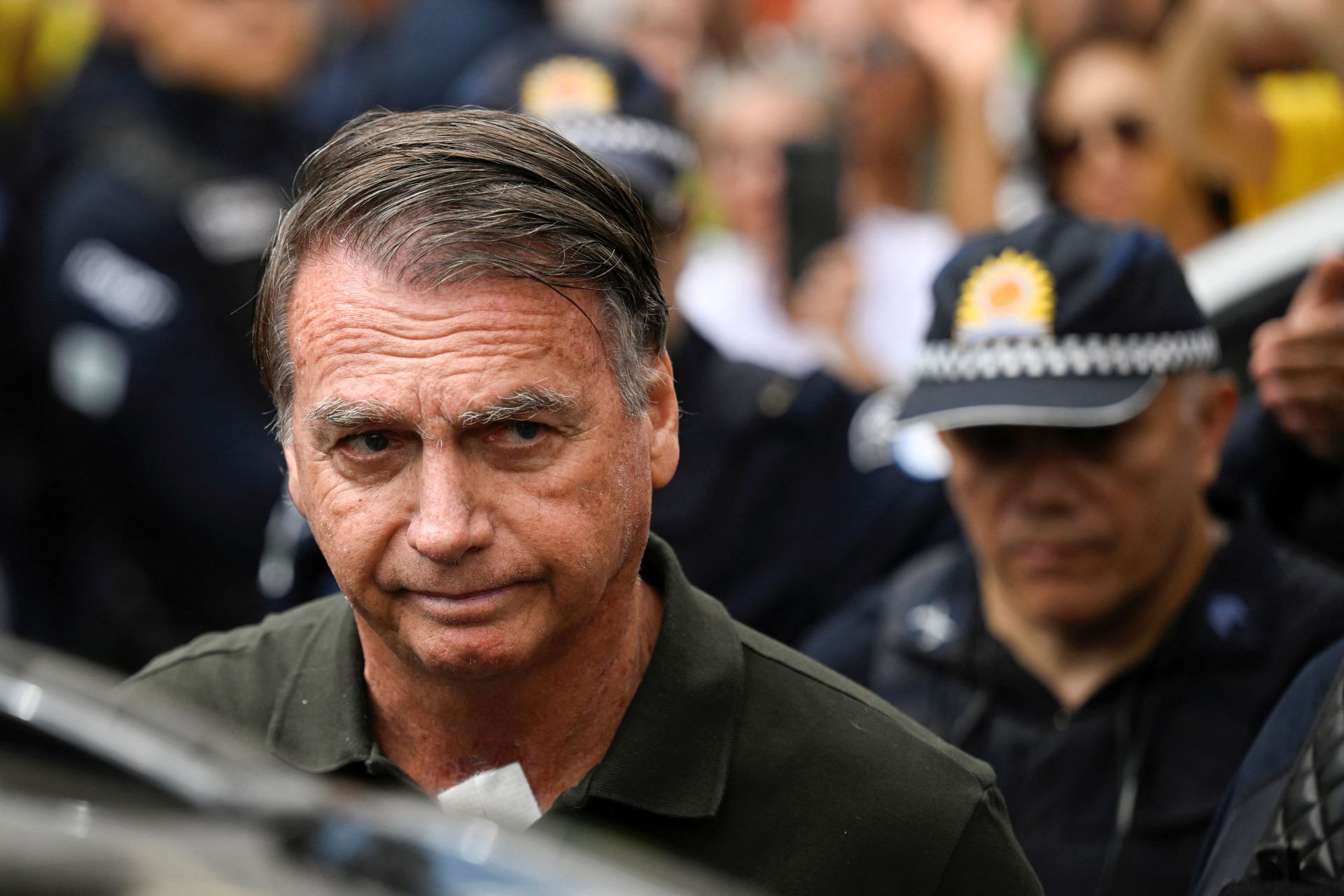 Bolsonaro solicita a Moraes abatimento de pena por leitura de livros