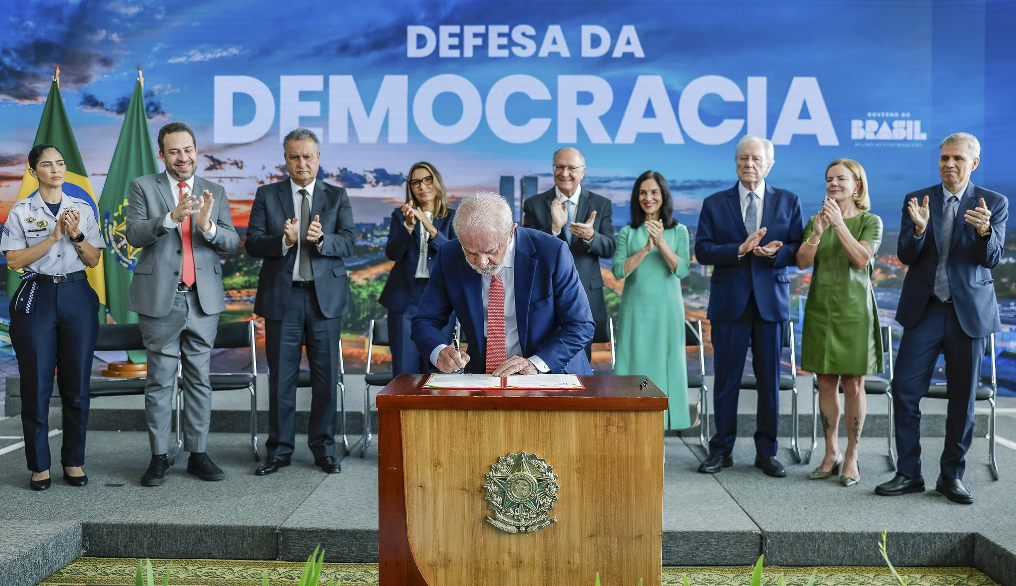 Lula veta PL da dosimetria que reduzia penas de envolvidos nos atos de 8 de janeiro