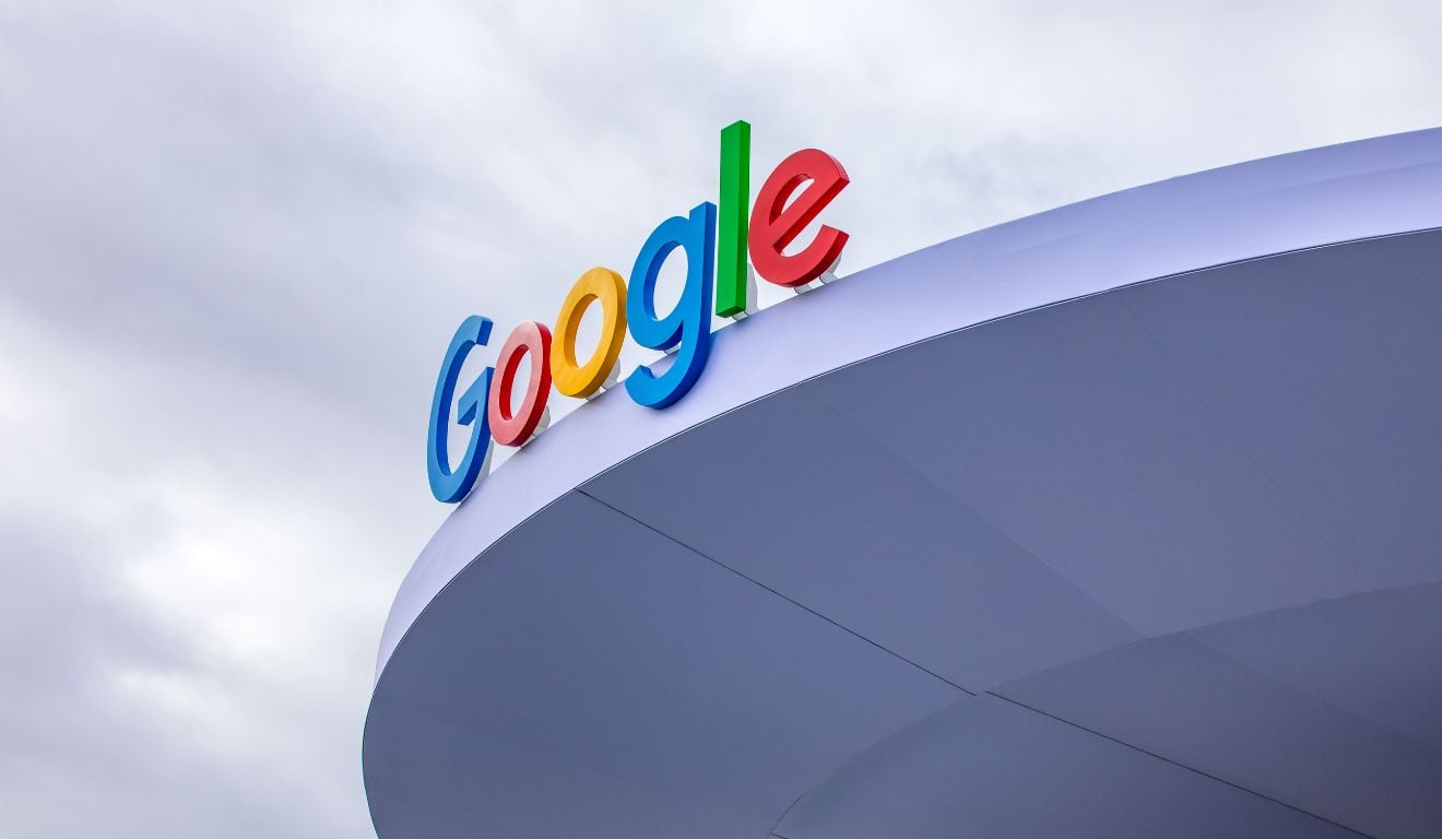 Alphabet atinge US$ 4 trilhões e se torna a 2ª mais valiosa de Wall Street