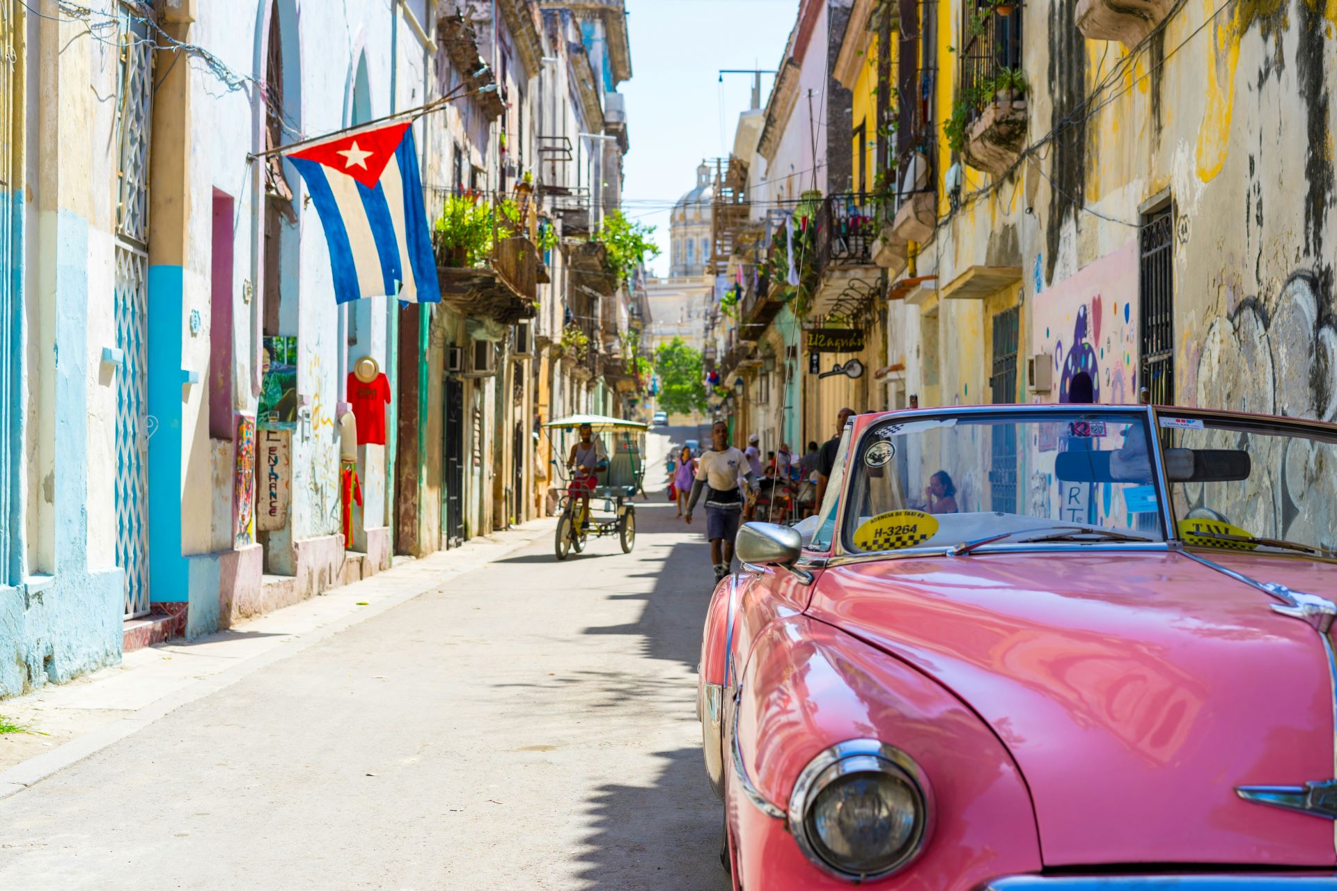 Crise econômica em Cuba: Queda livre e impactos na população