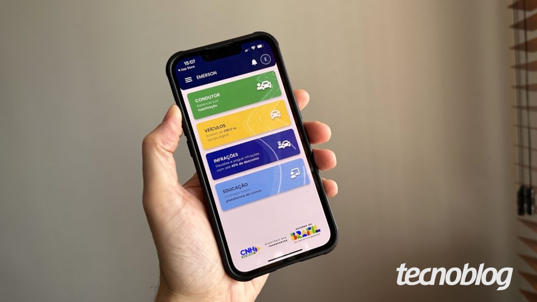 Governo inicia renovação automática e gratuita da CNH digital