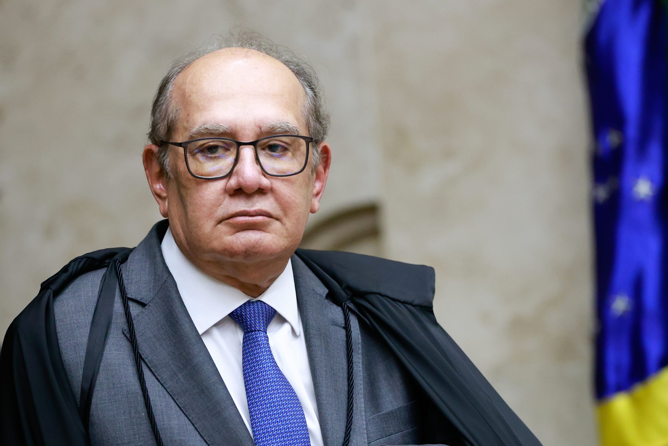 Nota da comunidade no X acompanha post de Gilmar Mendes sobre decisão da PGR