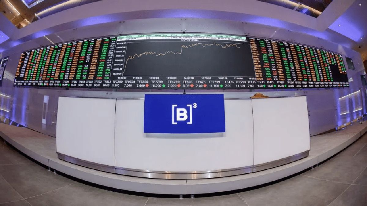 Ibovespa Futuro sobe 1% com decisão sobre juros e anúncio de tarifas nos EUA