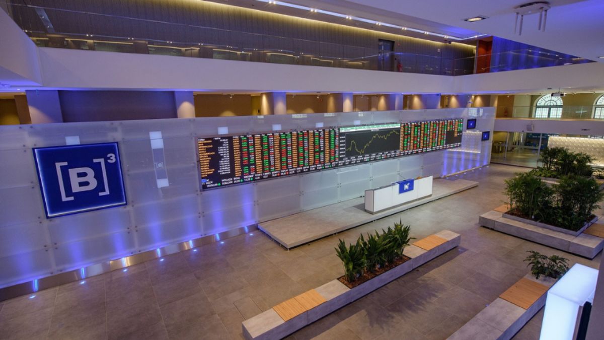 Ibovespa Futuro sobe com expectativa de corte de juros e entrevista de Haddad