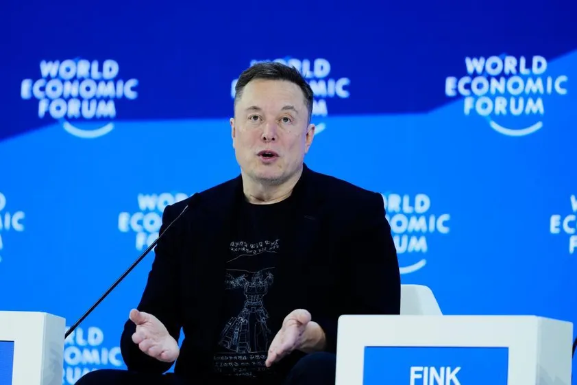 Aparição surpresa de Elon Musk em Davos reacende debate sobre poder das big techs