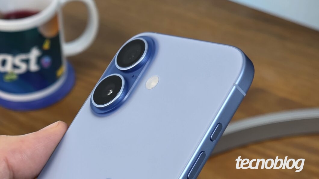 Apple pode adiar lançamento do iPhone 18 padrão para 2027