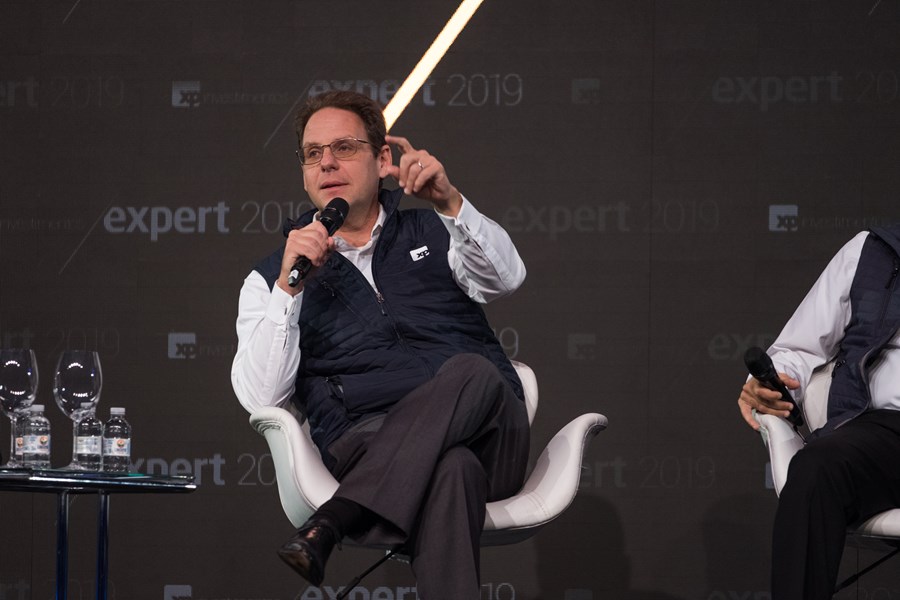Adam Capital: Selic deve permanecer em 15% em 2026, contrariando expectativas