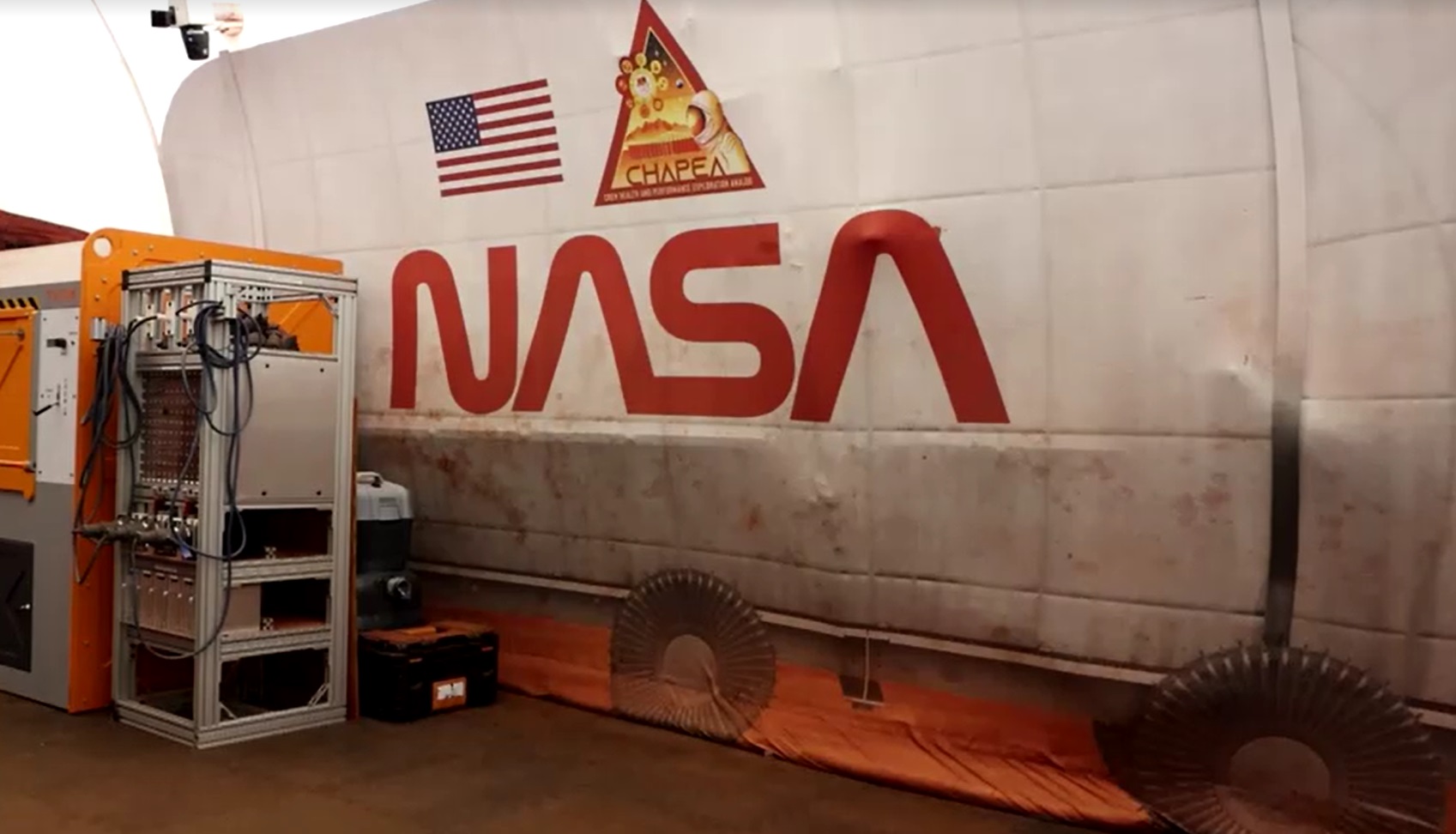 Astronautas da missão Crew-11 da NASA retornam à Terra por questão médica
