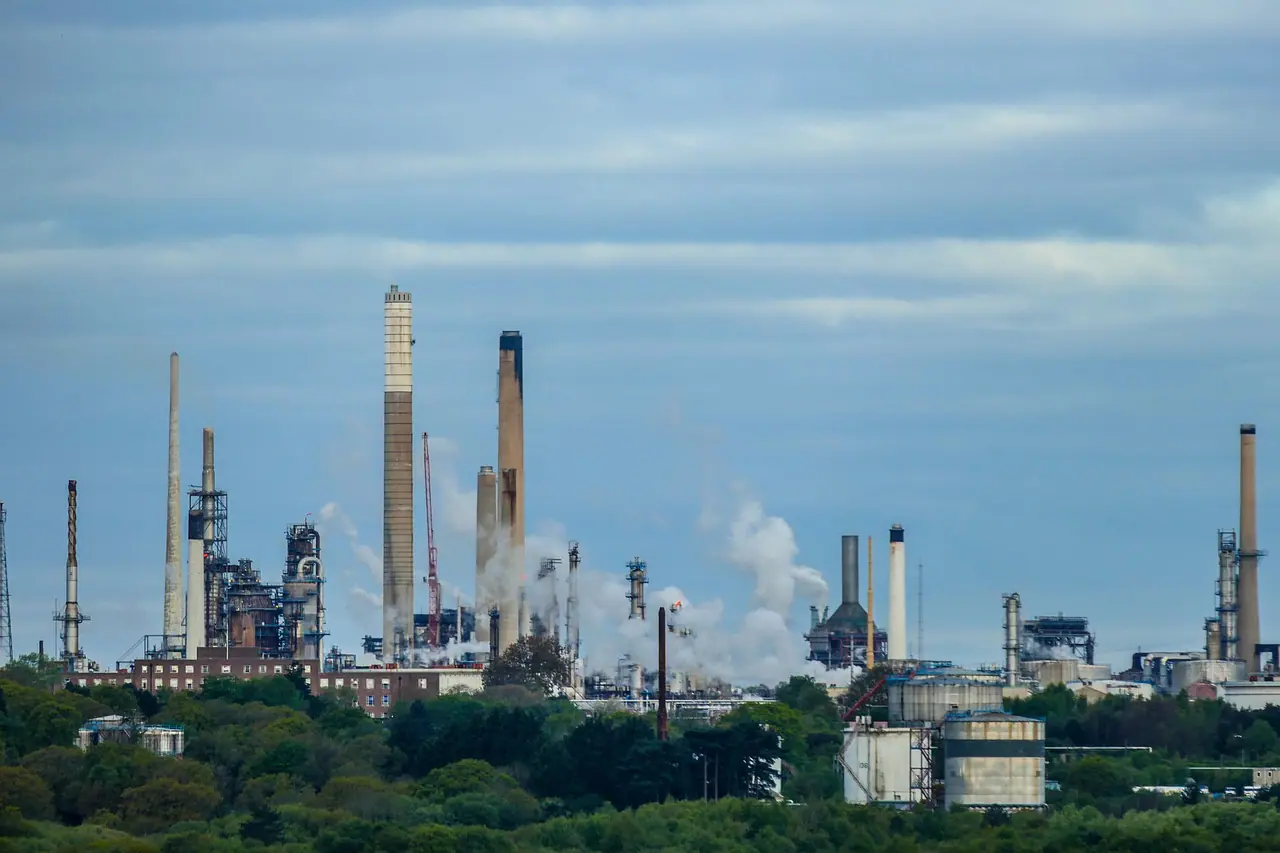 Petróleo e emprego nos EUA: mercados globais em foco