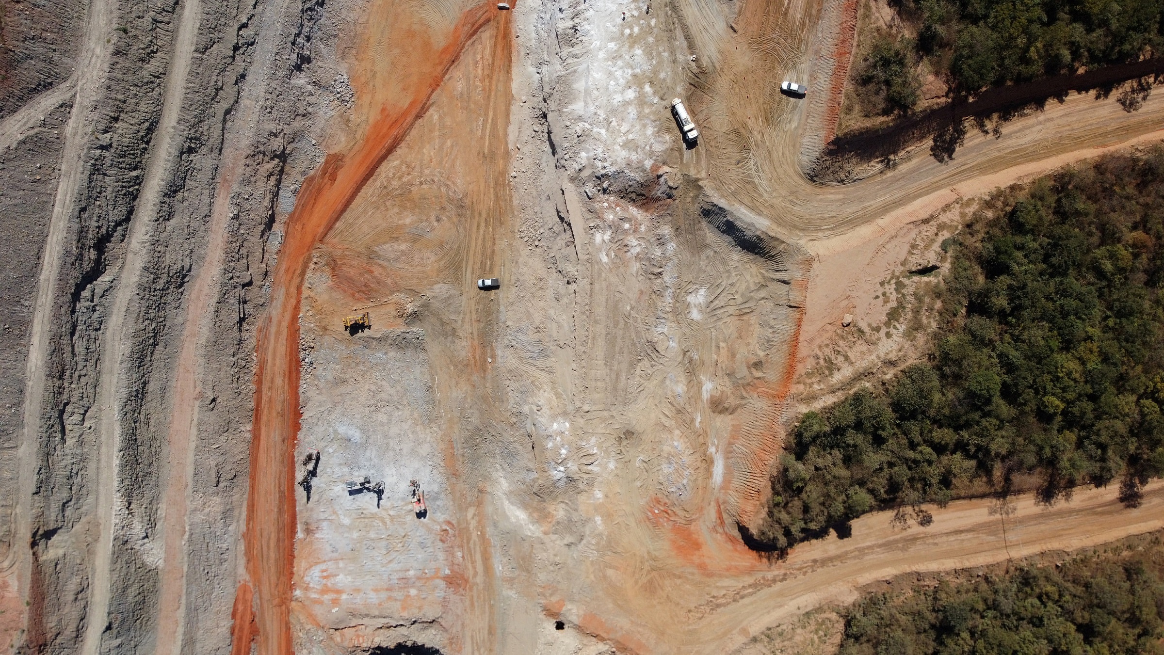 Ministério do Trabalho interdiita pilhas da Sigma Lithium em Minas Gerais