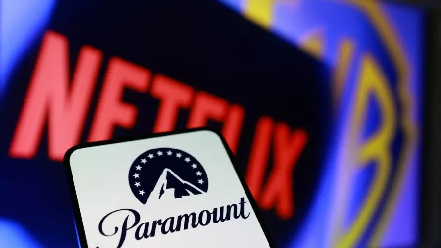 Paramount reforça oferta de compra da Warner Bros. Discovery e adiciona mecanismos financeiros