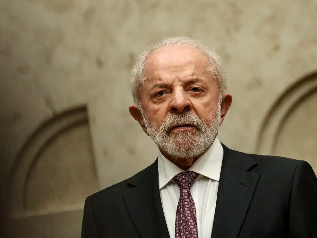 Aprovação do governo Lula oscila para baixo, mostra pesquisa Quaest