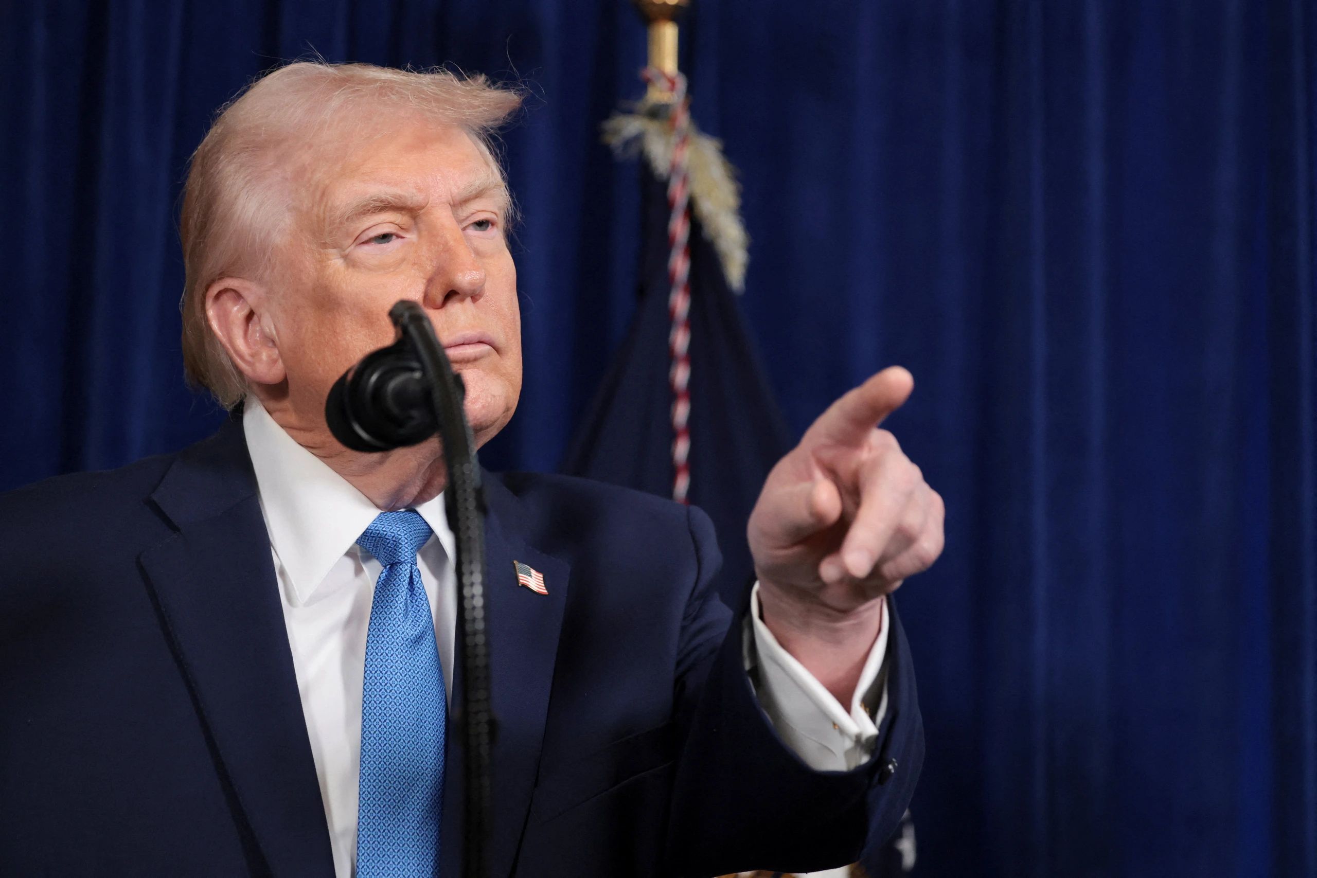 Trump apoia fusão bilionária entre Nexstar e Tegna, nos EUA