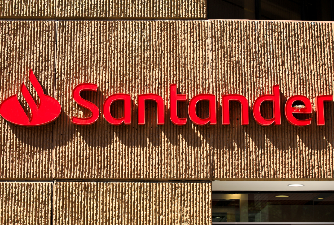 Santander (SANB11) registra lucro de R$ 4,1 bilhões no 4º trimestre de 2025