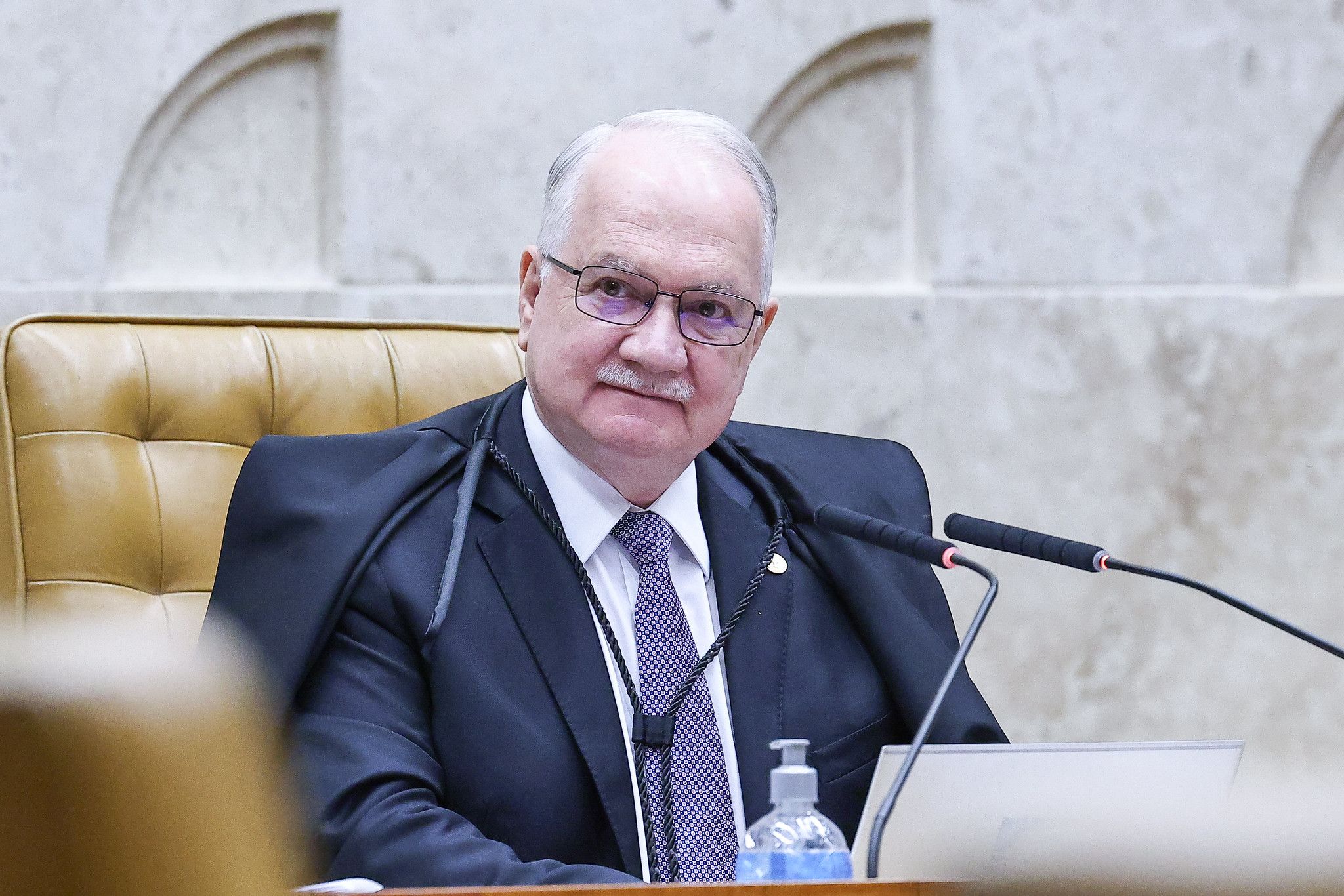 Fachin suspende julgamento sobre prazo para distribuição de dividendos