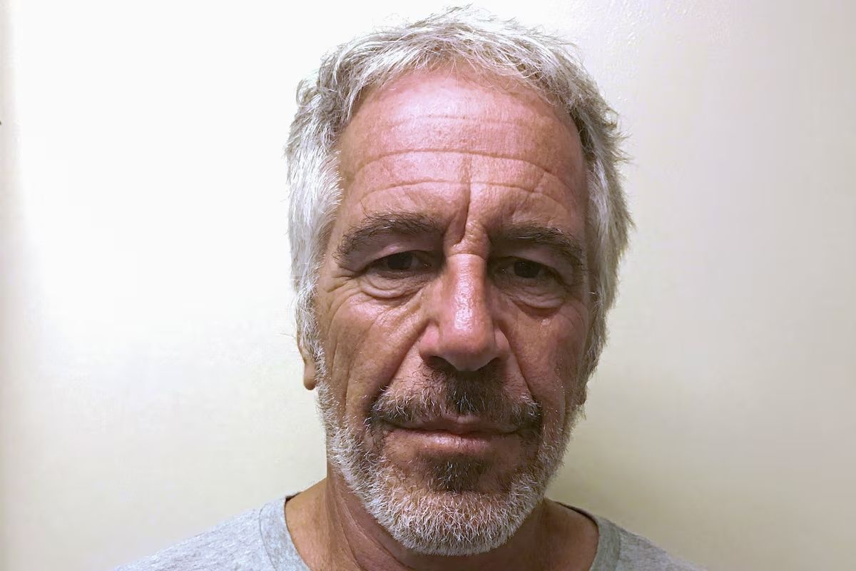 Jeffrey Epstein buscou encontro com Putin para discutir finanças, mostram documentos