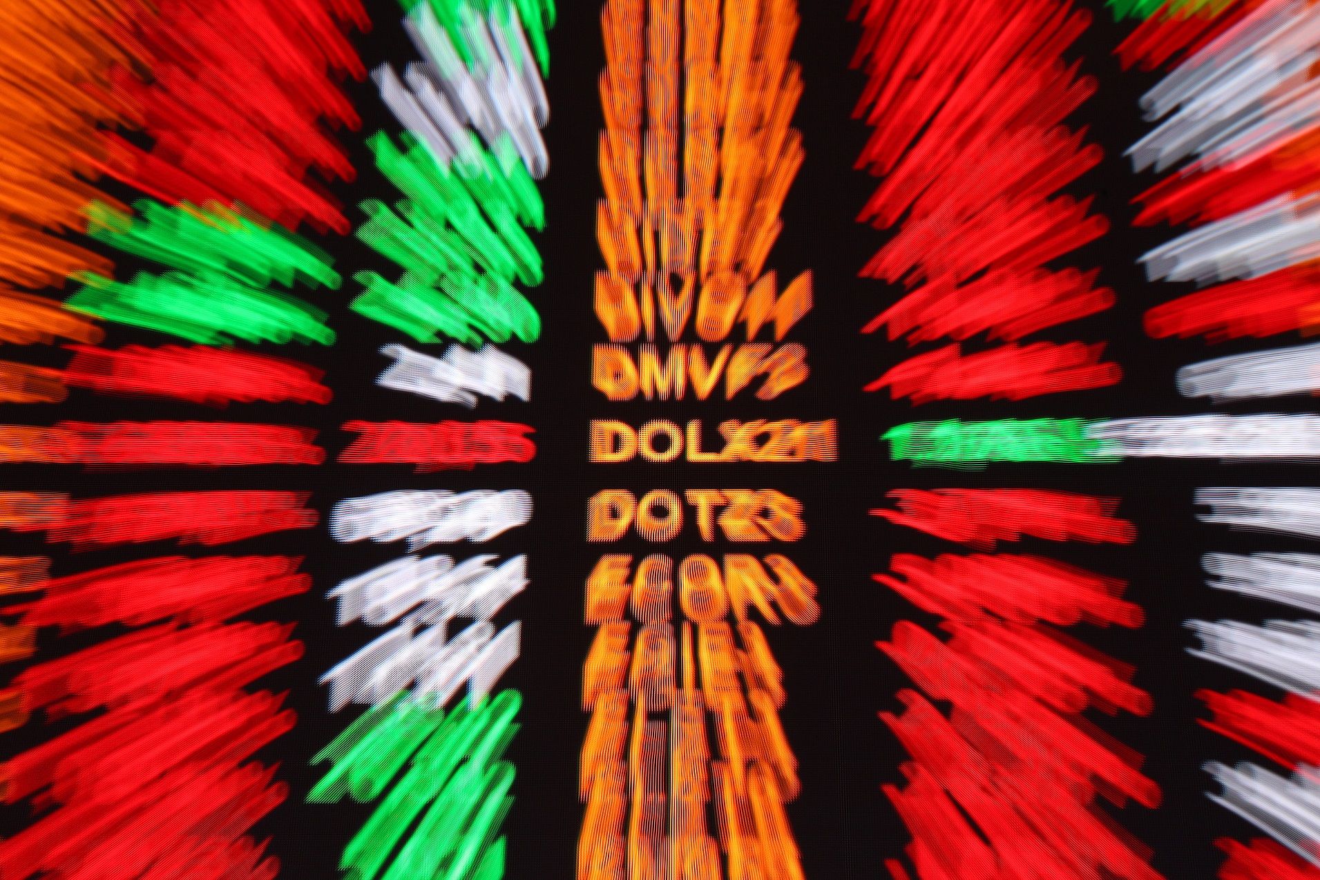 Ibovespa sobe 4,09% em fevereiro, mesmo com dia de baixa