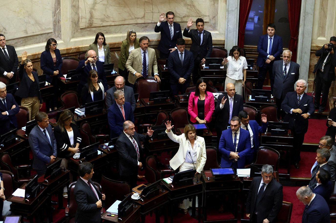 Senado argentino aprova redução da maioridade penal para 14 anos