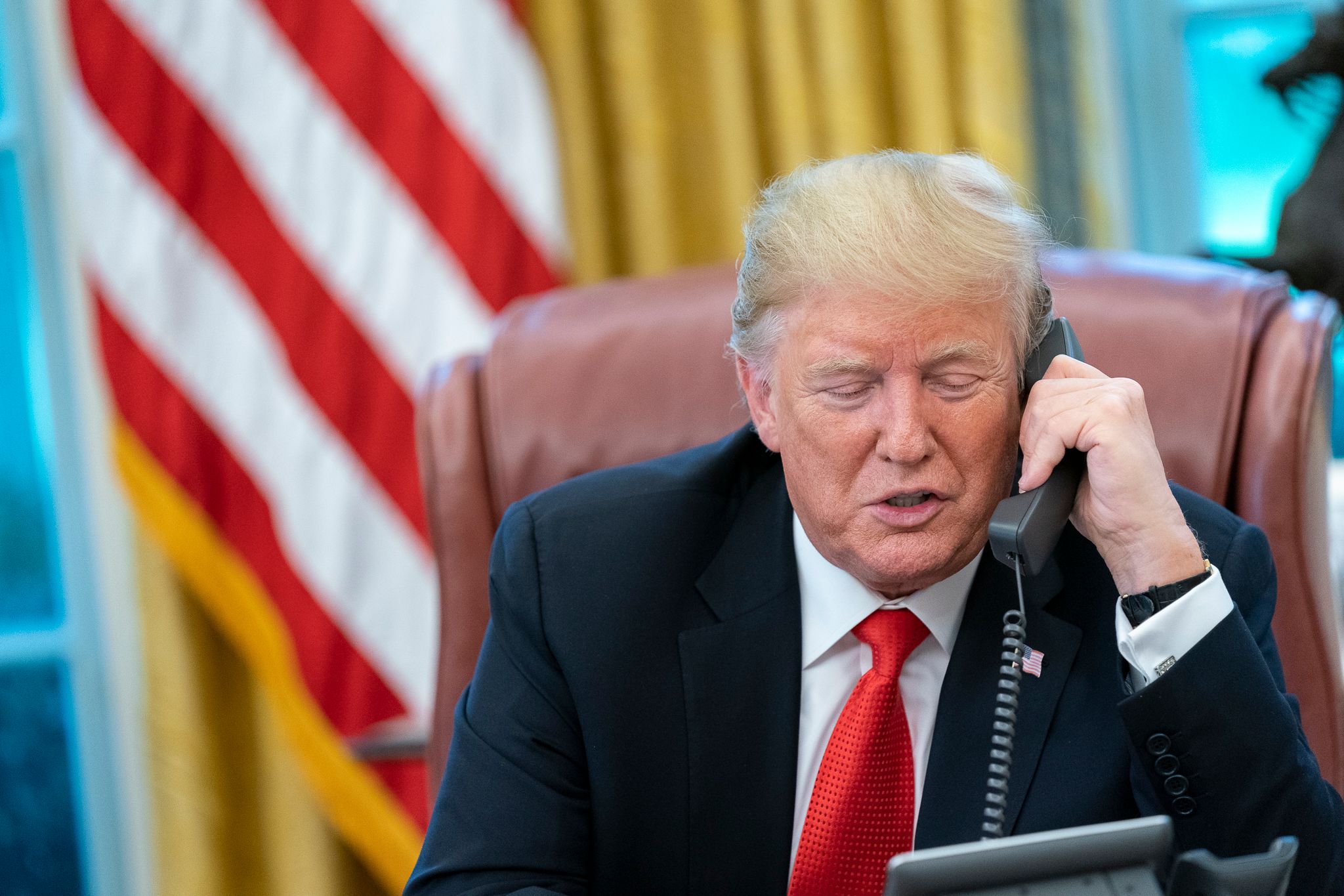 Trump revoga tarifa sobre importações da Índia após acordo comercial