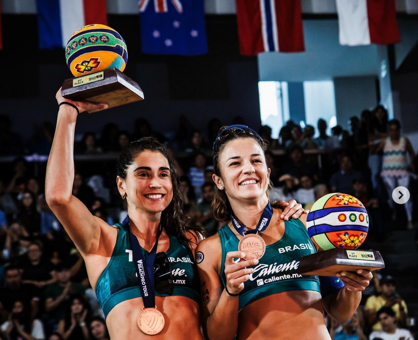 Carol Solberg é suspensa do Circuito Mundial de vôlei de praia