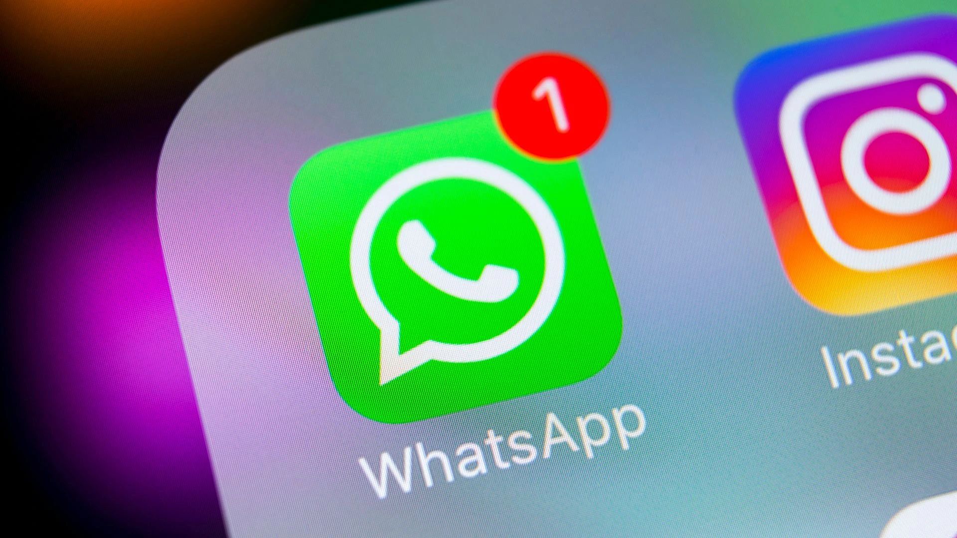 União Europeia pode impor medidas à Meta por exclusão de IA no WhatsApp