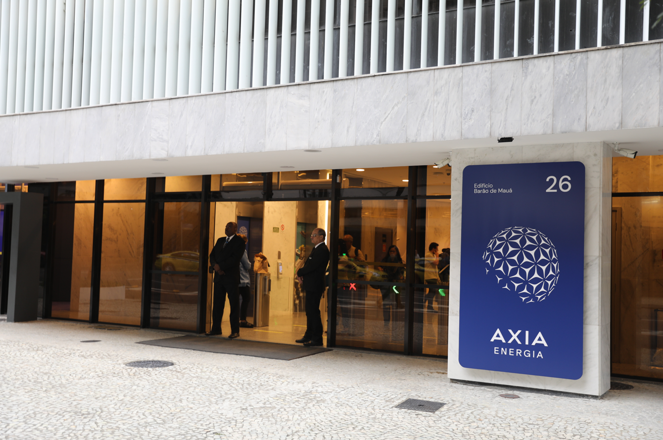 Axia (AXIA3): Ações registram queda após divulgação de resultados do 4T25