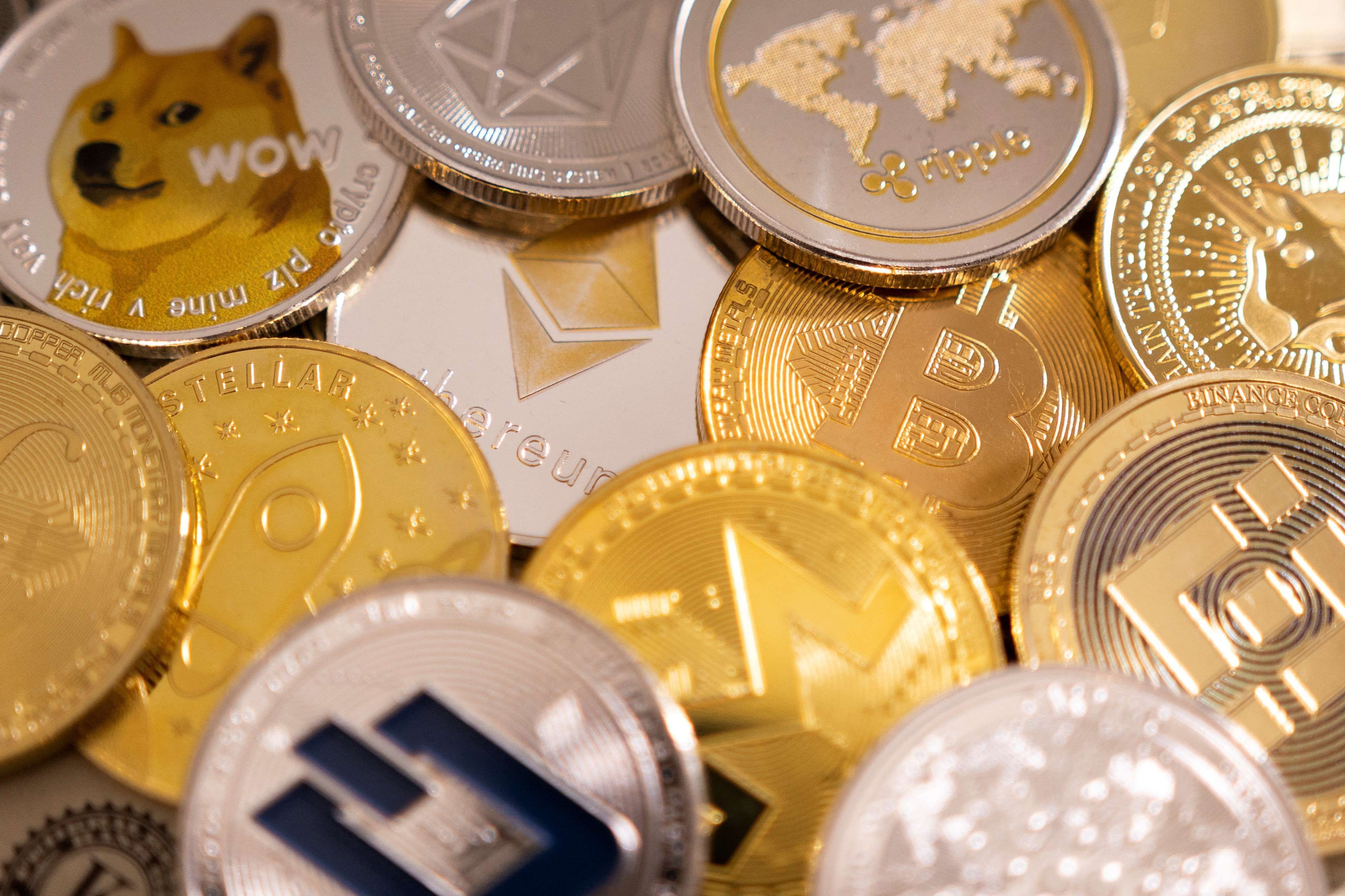 Criptomoedas recomendadas para investir em março: Bitcoin, Ethereum e Solana