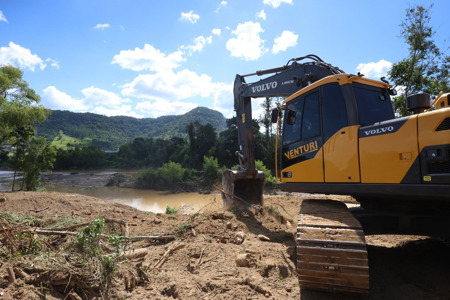 Governo de SC lança editais de R$ 32,5 milhões para obras fluviais