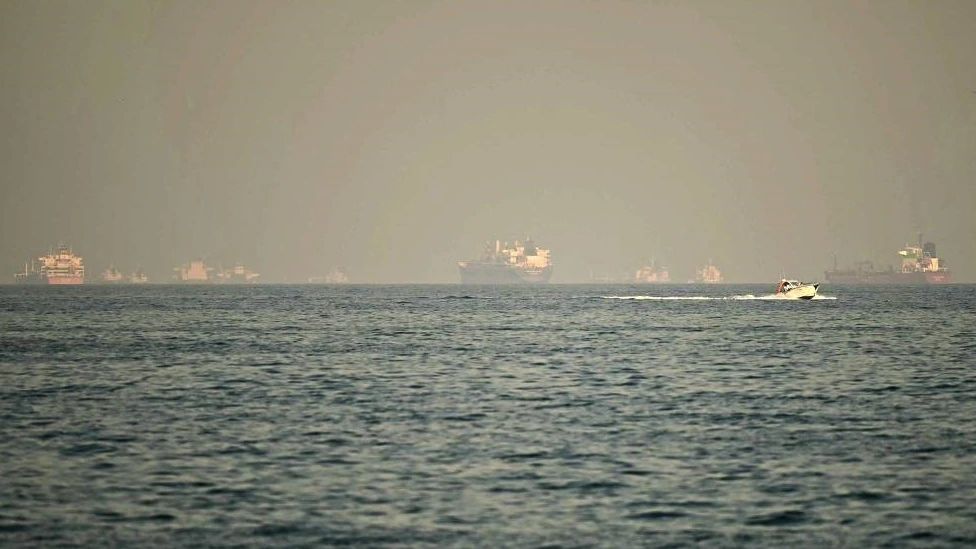 OMI: 35 mil pessoas retidas no Golfo devido à guerra