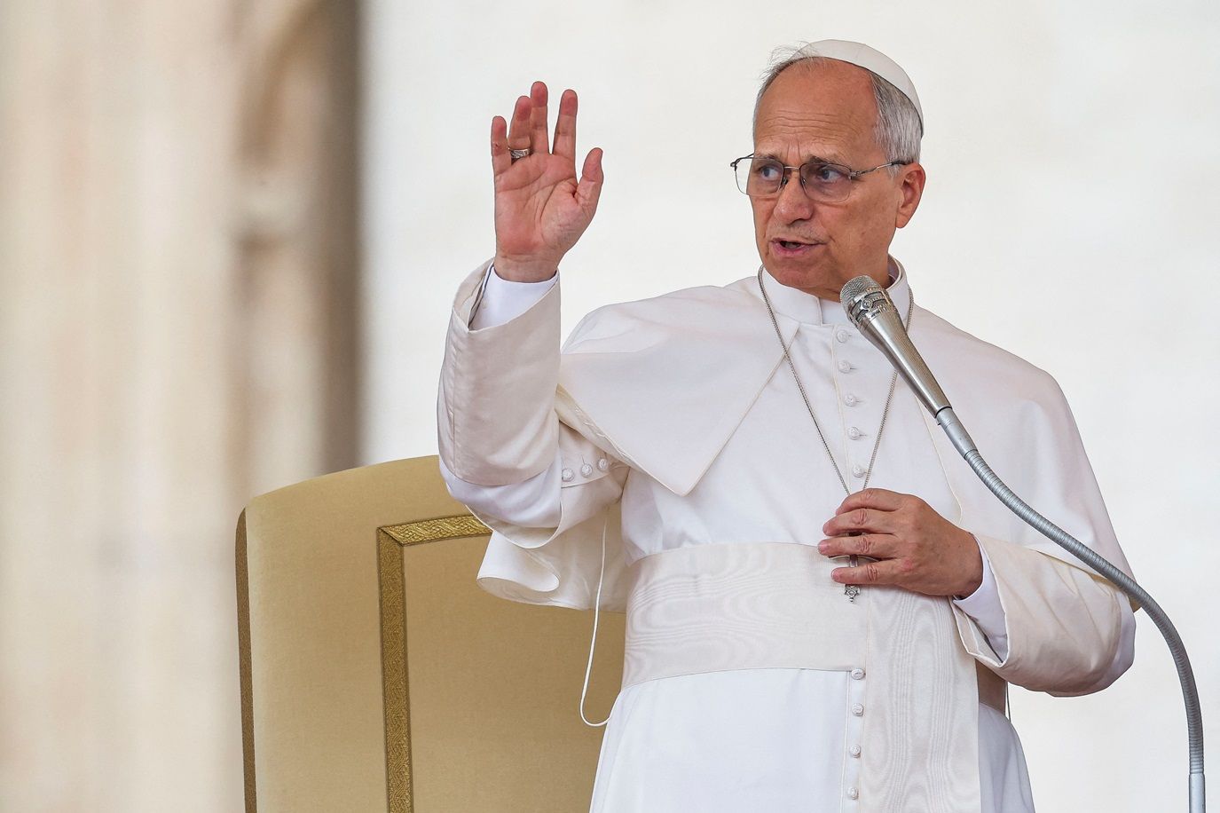 Papa pede fim da guerra no Oriente Médio e Vaticano rejeita ação preventiva