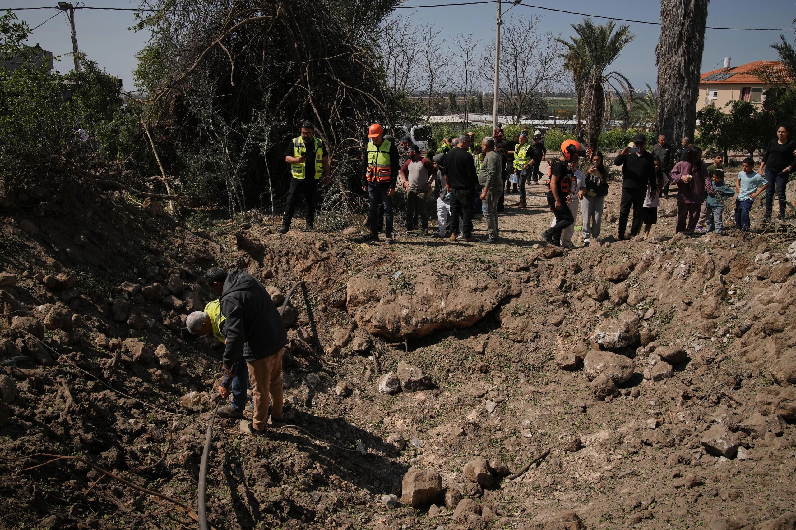 Israel realiza ataques de grande escala em Teerã, Isfahan e sul do Irã