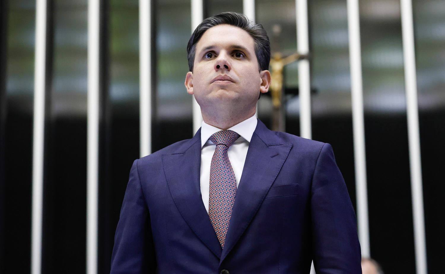 Hugo Motta defende apuração sobre caso Banco Master em entrevista