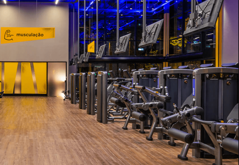 Smartfit registra lucro recorrente de R$ 235 milhões no 4º trimestre de 2025