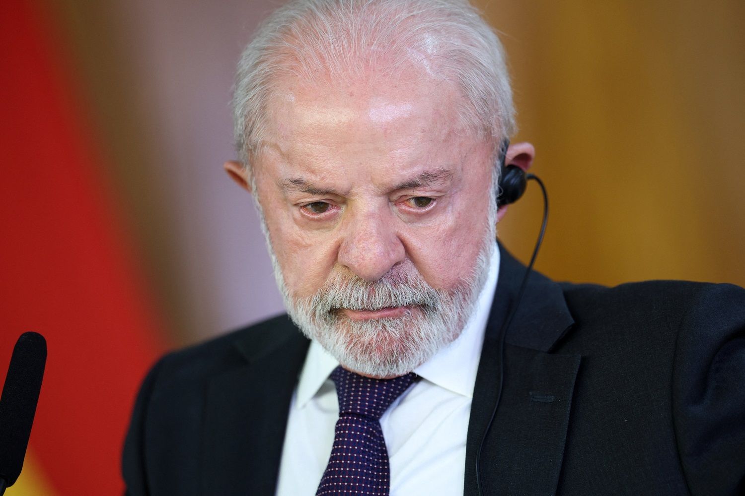 Lula critica políticas ambientais do governo anterior e fala sobre imagem do Brasil